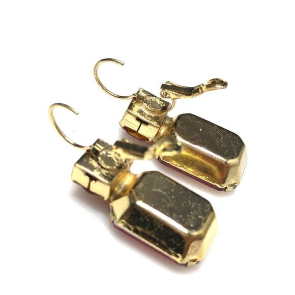 Vintage Red Rhinestone Lever Back Earrings, Gold Tone, 1990s, 1 3/8 Inches - Picture 5 of 9